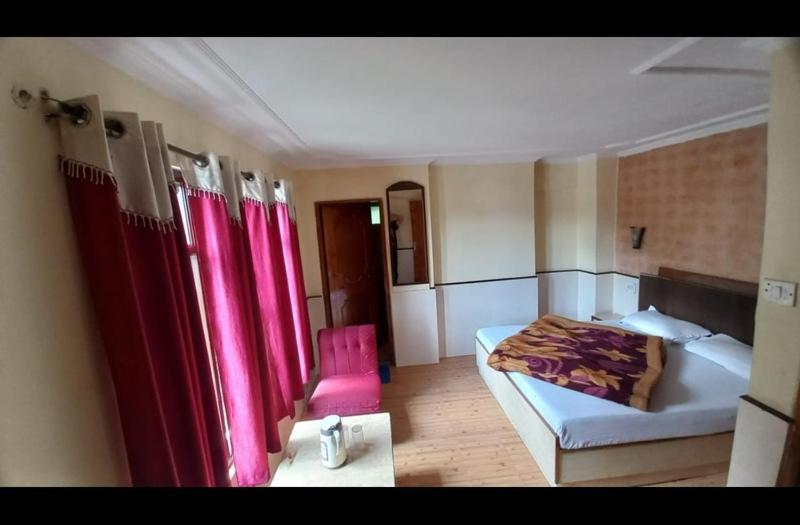Hotel Harbans Shimla Exterior photo