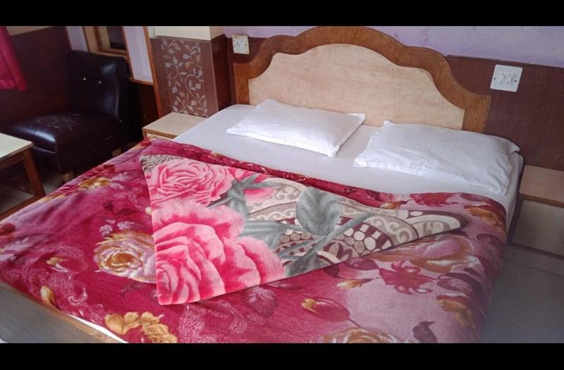 Hotel Harbans Shimla Exterior photo